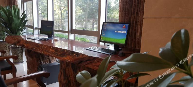 泸县馨天诚酒店图片