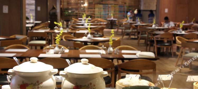 内丘鹊山湖阿尔卡迪亚国际度假酒店图片