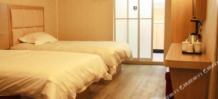 鑫寓酒店(昆山花桥绿地大道店)图片