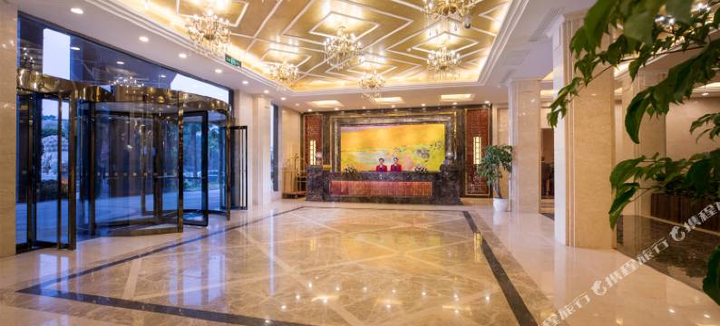 雷山德丰凯隆温泉酒店图片