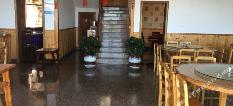 南尖岩竹海人家图片