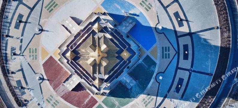 刚察蕃域藏城林卡酒店图片