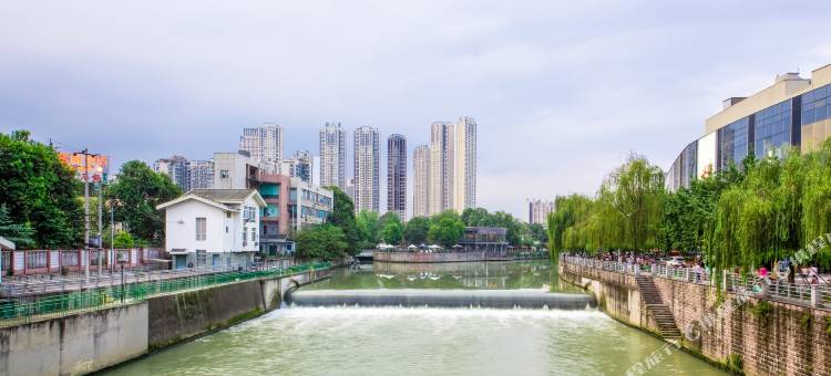 斯维登服务公寓(电子科大建设路店)图片