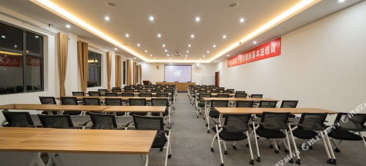伟樽酒店(上海虹桥火车站国家会展中心店)图片