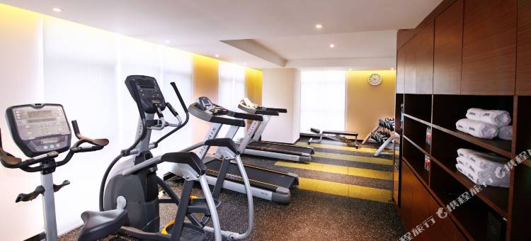 北海高铁站希尔顿欢朋酒店图片