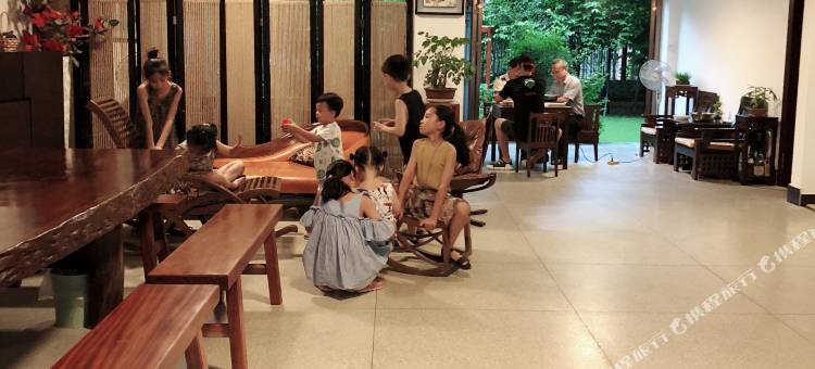 玫瑰庄园度假民宿(桂林芦笛岩景区店)图片