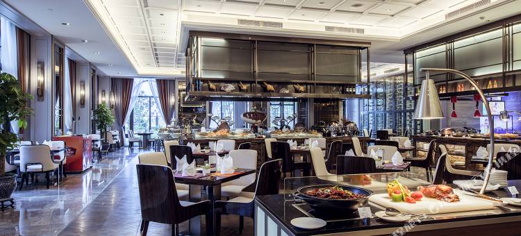 南昌绿地铂骊酒店(鱼尾洲店)图片