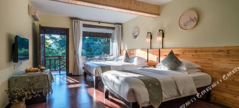 阳朔雪狮岭江畔度假酒店图片