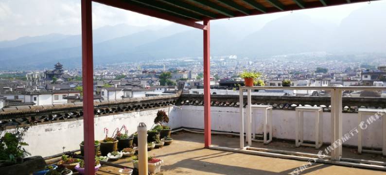 大理诗和远方的家客栈图片