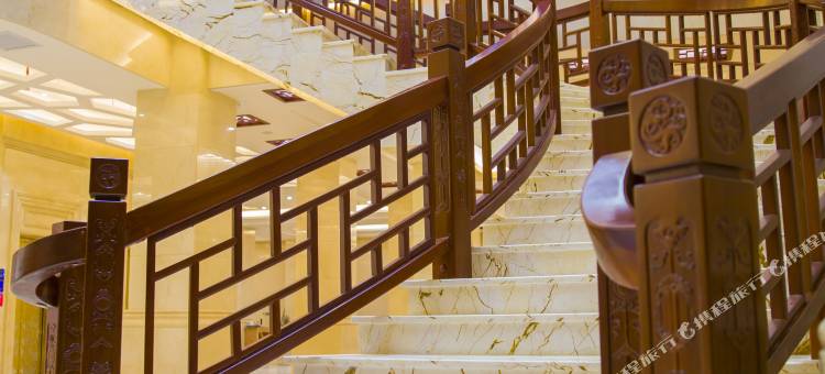 蓝山丰利商务酒店图片