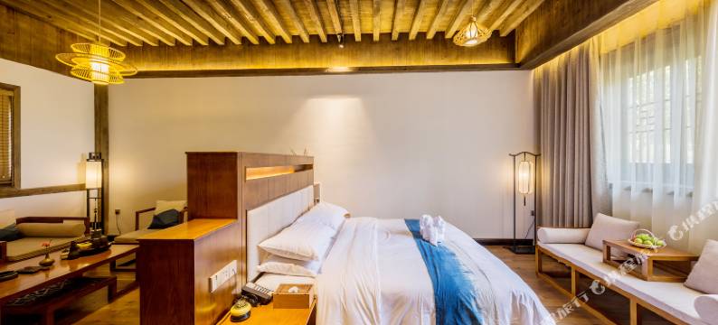 张家界黄龙洞龙舍图片