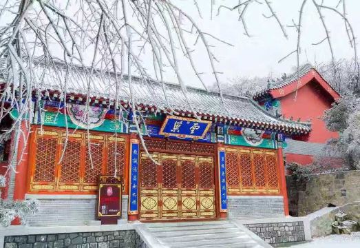 泰安云巢宾馆（泰山顶店）外景图