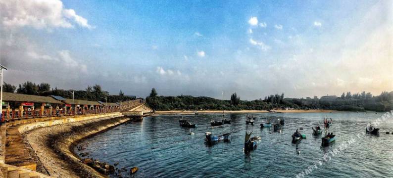 半岛海湾酒店(涠洲岛滴水丹屏景区店)图片