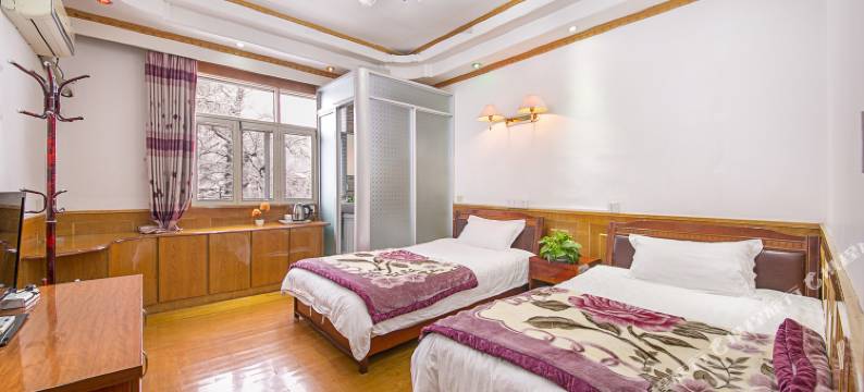 桐庐银杏树下客栈图片