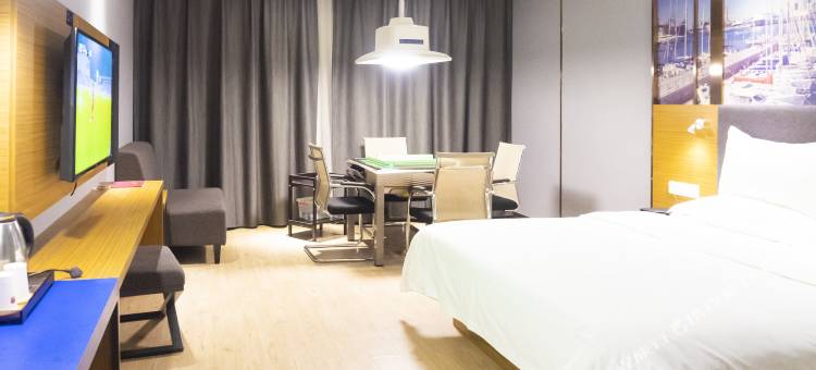 雅斯特酒店(武汉南湖理工大学佰港城店)图片