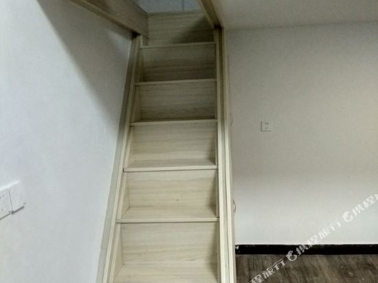 浮梁演员自我公寓