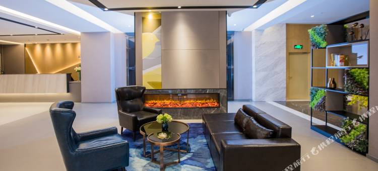 如家商旅酒店(大连火车站友好广场地铁站店)图片