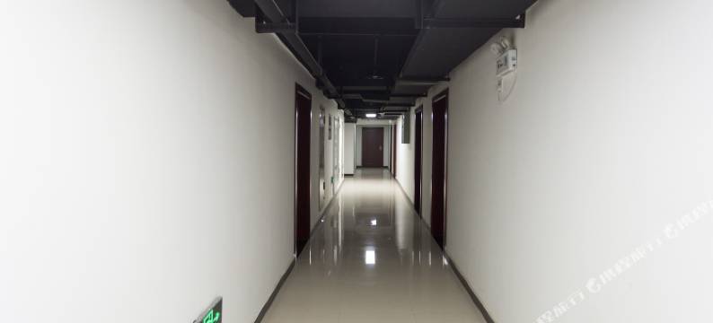 悦享酒店(西安钟楼地铁站店)图片