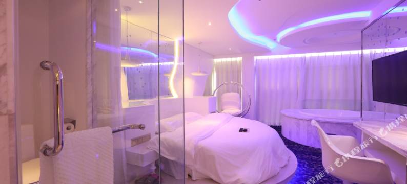 悦爱精品主题酒店(北京十里河地铁站店)图片