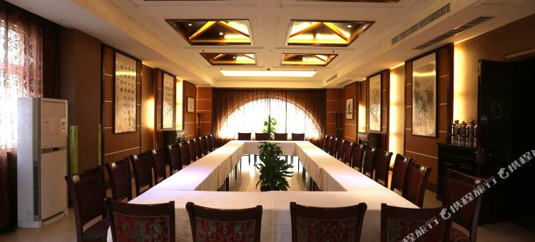 开封两只兔子酒店(宋城路店)图片