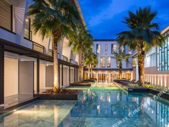 查汶維拉維酒店