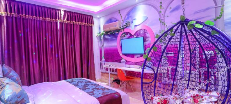 成都红大妈主题酒店图片