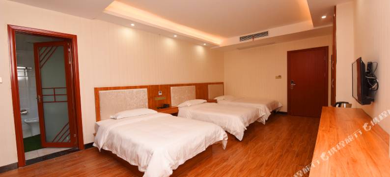 天堂寨逸丰酒店图片