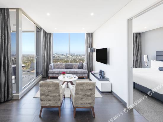 美利通套房酒店-車士活