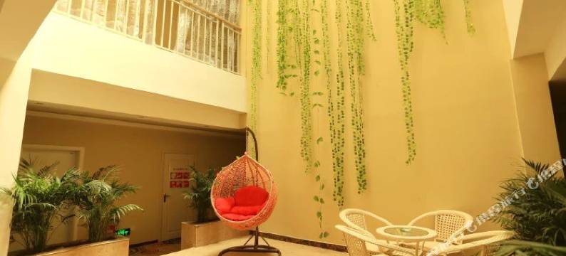 郁金香时尚酒店(珠泉路店)图片