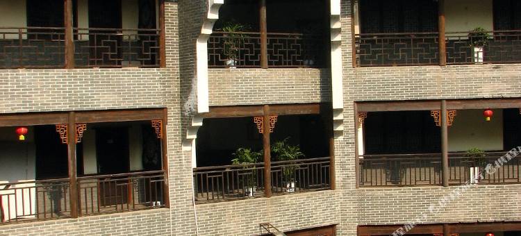 八戒人文客栈(张家界大庸府城店)图片