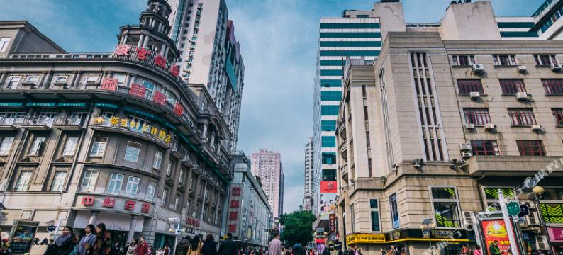 江城美寓影院酒店(武汉江汉路步行街店)图片