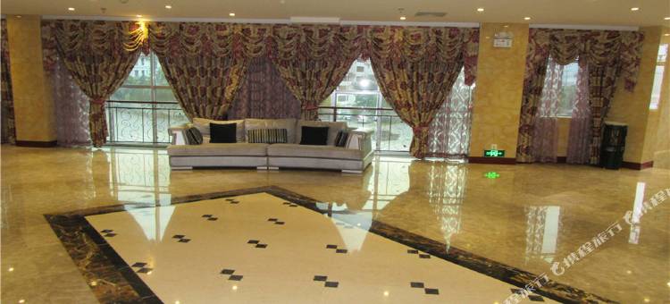 镇沅新茂酒店图片