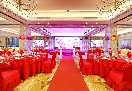 Foger Yacht Hotel Hotel Overview