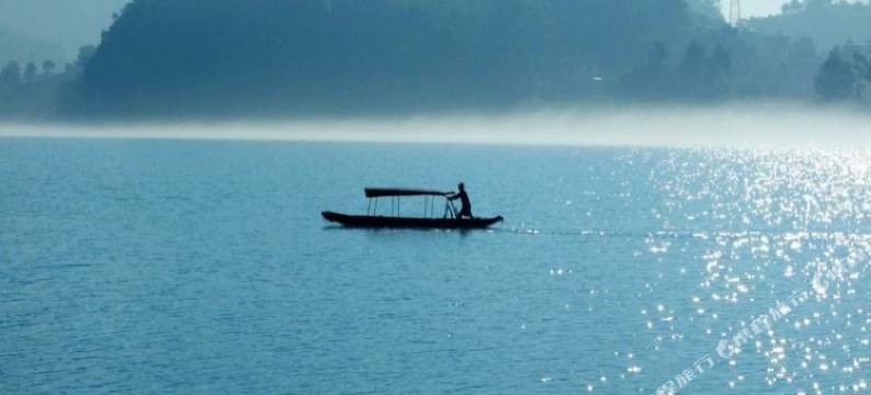 长阳七彩虹假日酒店图片