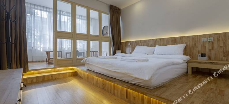 黄龙溪橘子舆小柒民宿图片