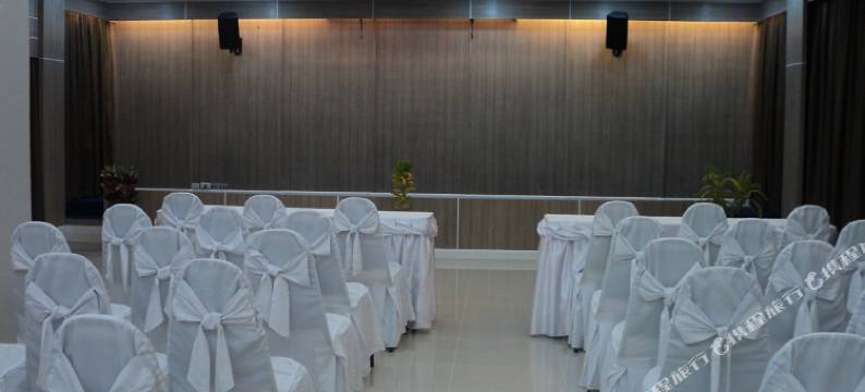 V8 海景酒店(V8 Seaview Jomtien)图片