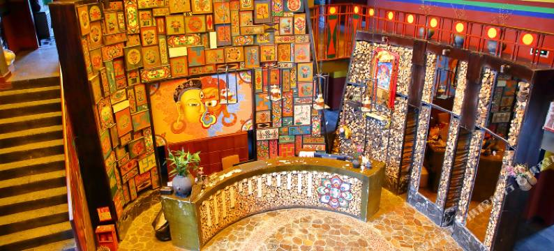 康定梵音阿缦艺术酒店图片