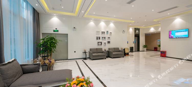 希安轻雅酒店(英德市中心店)图片