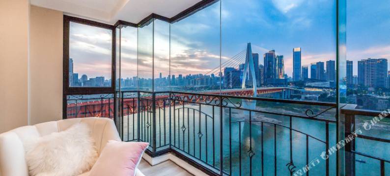 重庆ART·高空全江景公寓图片