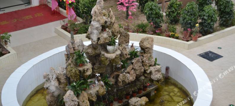 改则盛捷大酒店图片