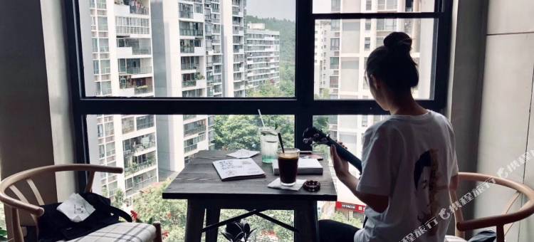 泥曲酒店(遂宁万达广场政务服务中心店)图片