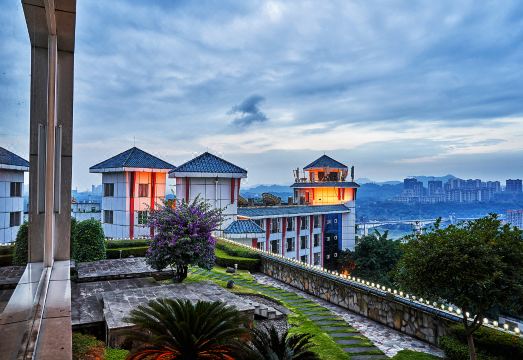 Luzhou Nanyuan Hotel Hotel Overview