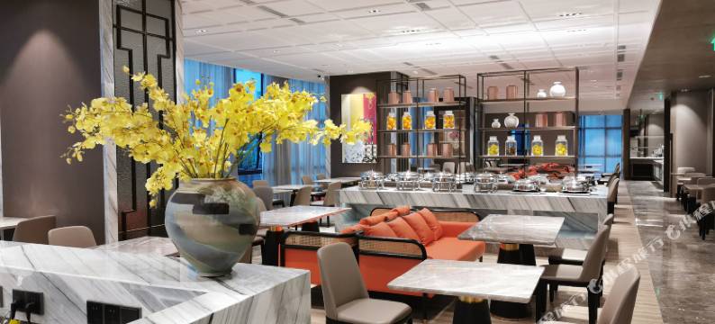 三龙湾·云栖酒店(广州南站店)图片