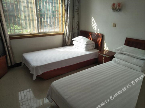 山泉农家(商南金丝峡镇店)