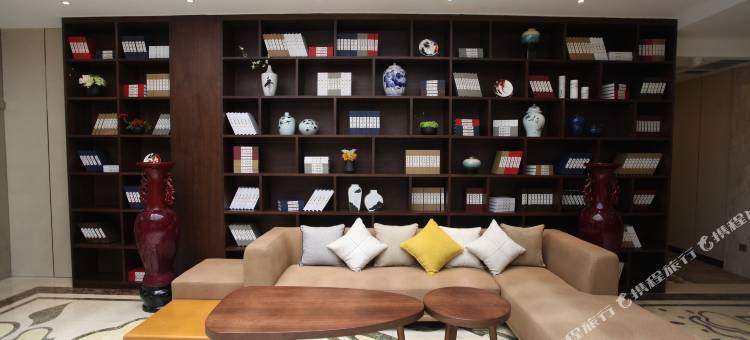 仟那旅途酒店(郑州东站郑东万象城店)图片