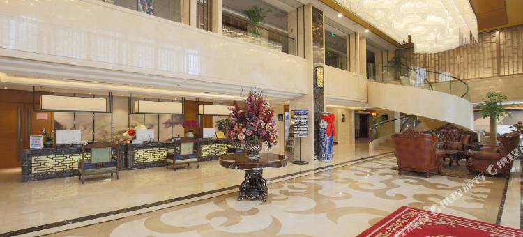 爱斯特美仑酒店(哈尔滨冰雪大世界店)图片