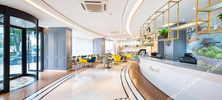 白玉兰酒店(宜兴市政府森林公园店)图片