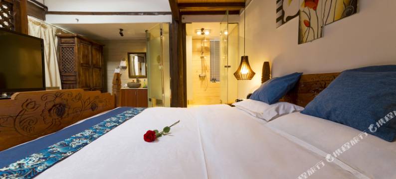 丽江忘山海堂客栈图片