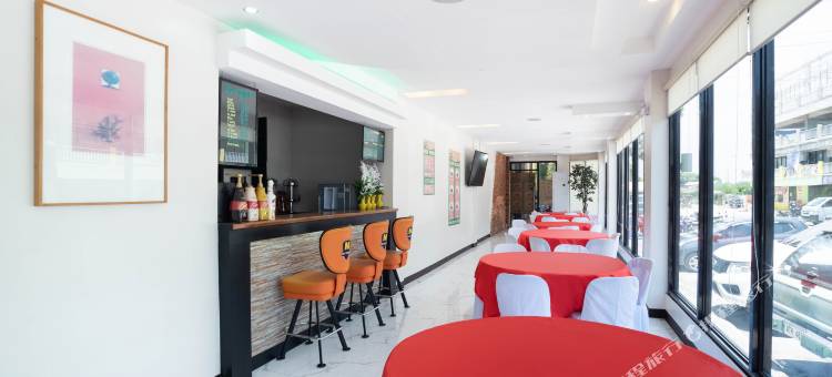 OYO 195 兰乔酒店-比尼扬(OYO 195 Ranchotel - BiÃ±an)图片