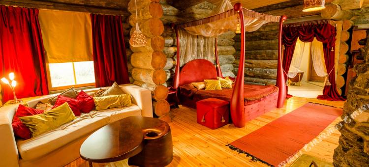 卡克斯劳特恩度假村(Kakslauttanen Arctic Resort - Igloos and Chalets)图片